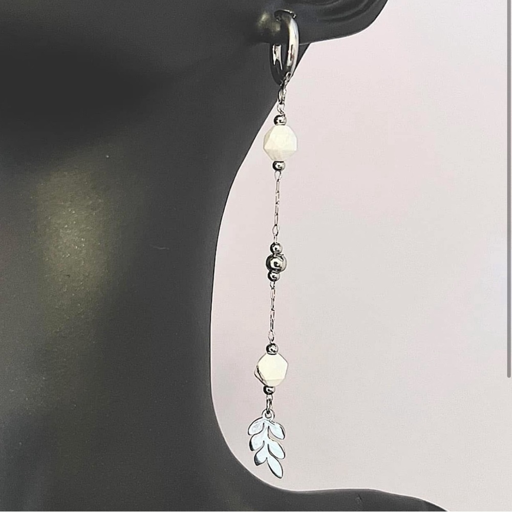 Natural Howlite Beaded Ear Huggies w Olive Leaves Platinum🌿 - Picture 2 of 3